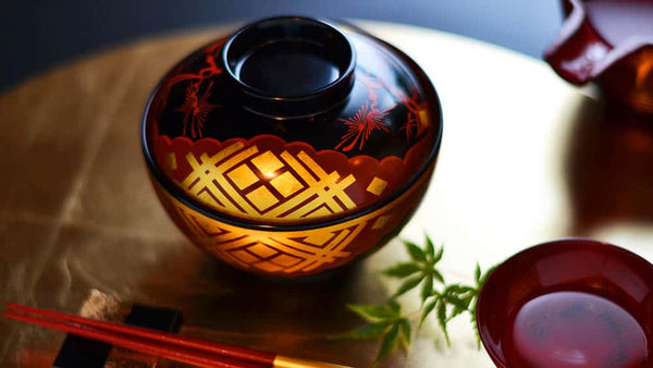 Japanese Lacquerware Crafts