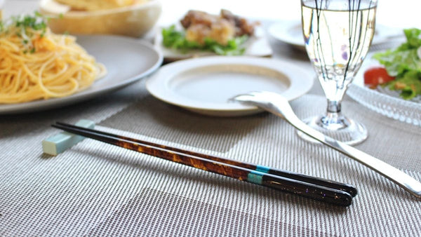 Expressing the brilliance of the night sky! Dishwasher-safe Wakasa-nuri chopsticks