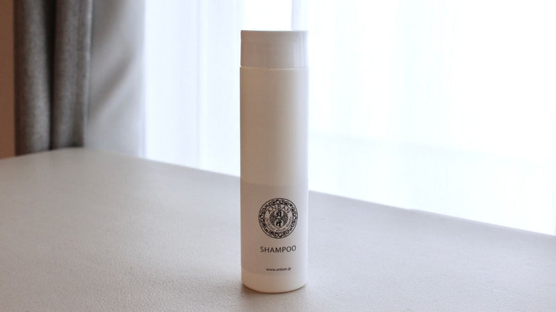 Soothing fragrance! Moisturizing natural shampoo with Wakan extracts