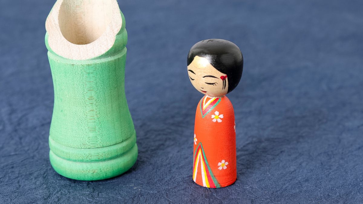 KONNO AKIHIRO｜TSUCHIYU DENTO KOKESHI (Wooden Dolls)