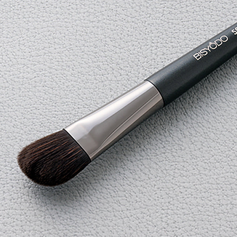 [MAKEUP BRUSH] SHIORI EYESHADOW BRUSH (ANGLED) | MAKEUP BRUSH CRAFT | UYODA BISYODO