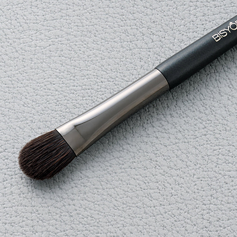 [MAKEUP BRUSH] SHIORI EYESHADOW BRUSH (FLAT) 155MM | MAKEUP BRUSH CRAFT | UYODA BISYODO