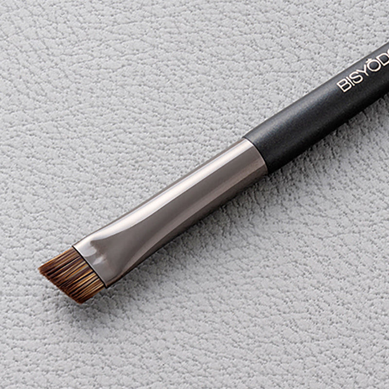 [MAKEUP BRUSH] SHIORI EYEBROW BRUSH (ANGLED) | MAKEUP BRUSH CRAFT | UYODA BISYODO