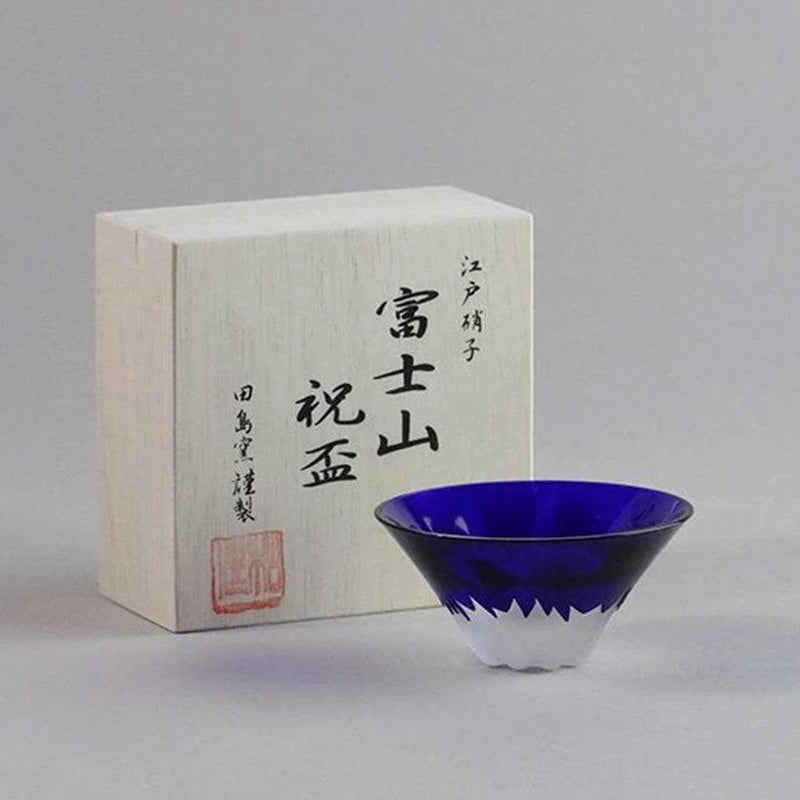 [GLASS] ENGRAVED GLASS AOFUJI CELEBRATION CUP IN A WOODEN BOX | EDO GLASS