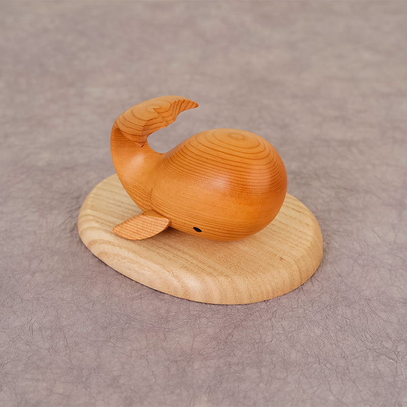 [DOLL] WHALE | ICHII ITTO BORI (WOOD CARVING) | HIROSHI WASHIZUKA