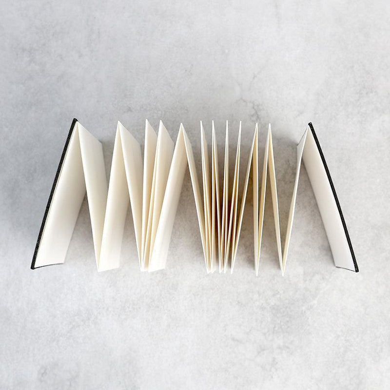 [STATIONERY] CRESCENT MOON (BLACK) | KARAKAMI (JAPANESE PAPER)｜KEIBIFUGETSU