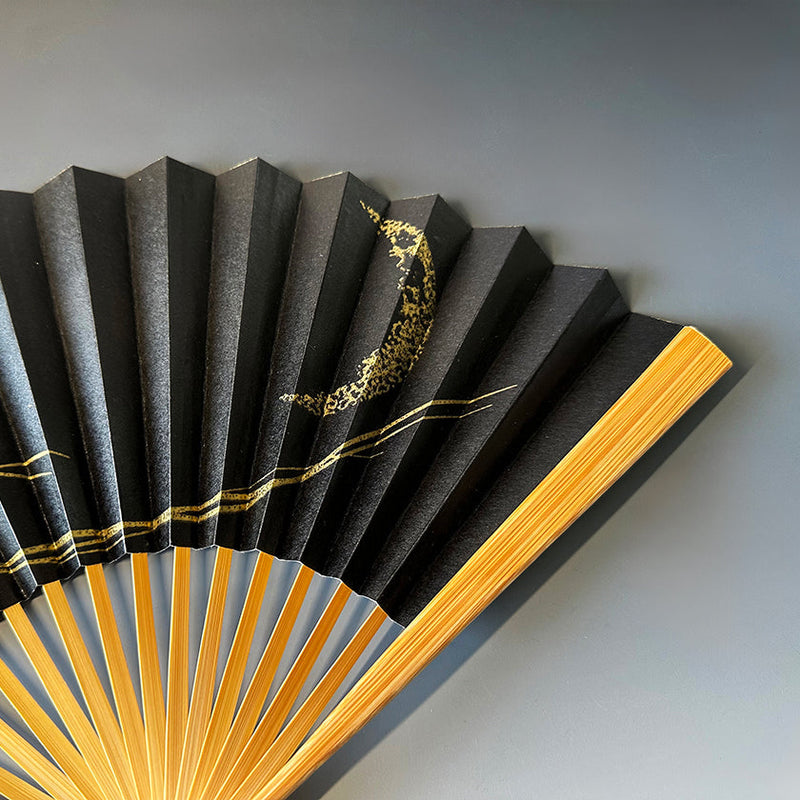 [HAND FAN] MOON-THINKING CRESCENT MOON  | KARAKAMI (JAPANESE PAPER)｜KEIBIFUGETSU