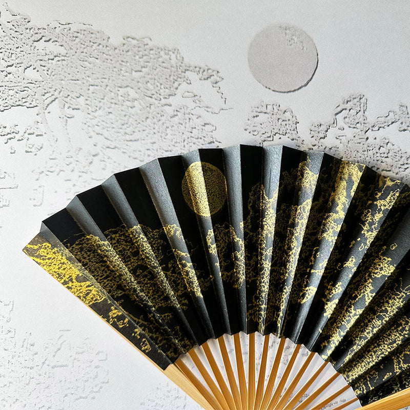 [HAND FAN] JAPANESE CYPRESS MOON-THINKING | KARAKAMI (JAPANESE PAPER)｜KEIBIFUGETSU