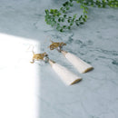 [CLIP-ON EARRINGS/EARRINGS] IVORY / CLEAR | KYO BUTSUDAN|IWATA HOURAIYA