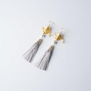 [CLIP-ON EARRINGS/EARRINGS] GRAY / COTTON PEARL WHITE | KYO BUTSUDAN|IWATA HOURAIYA