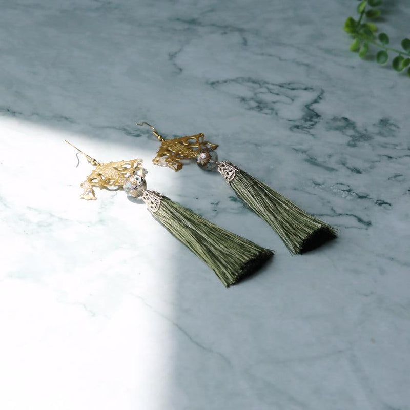 [CLIP-ON EARRINGS/EARRINGS] GREEN / CLEAR | KYO BUTSUDAN|IWATA HOURAIYA