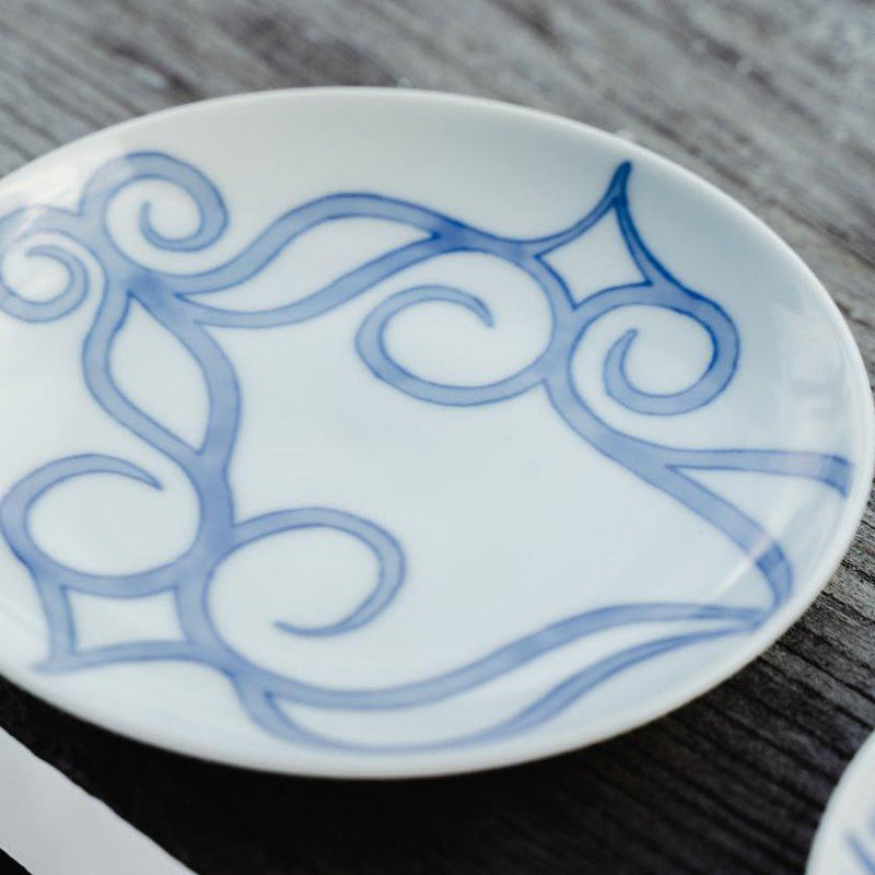 [PLATE] BLUE AND WHITE DYED PLATE Erika Katsuya | AINU CRAFTS | CIKARPE AKAN