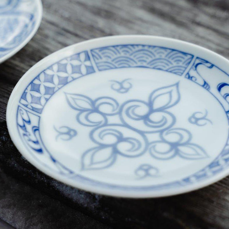 [PLATE] BLUE AND WHITE DYED PLATE Erika Katsuya | AINU CRAFTS | CIKARPE AKAN