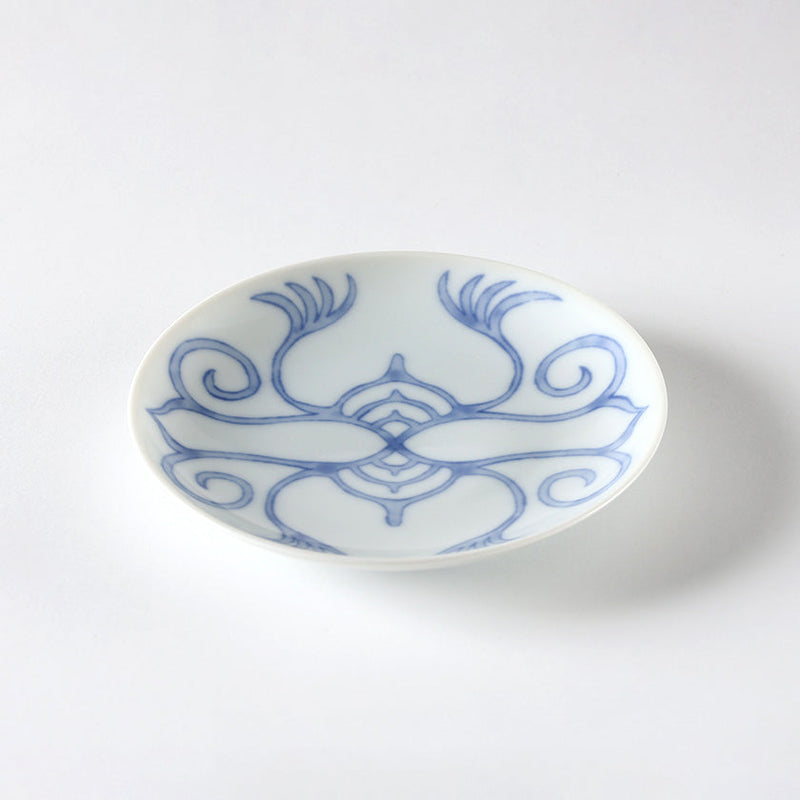 [PLATE] BLUE AND WHITE DYED PLATE Fukiko Goukon | AINU CRAFTS | CIKARPE AKAN