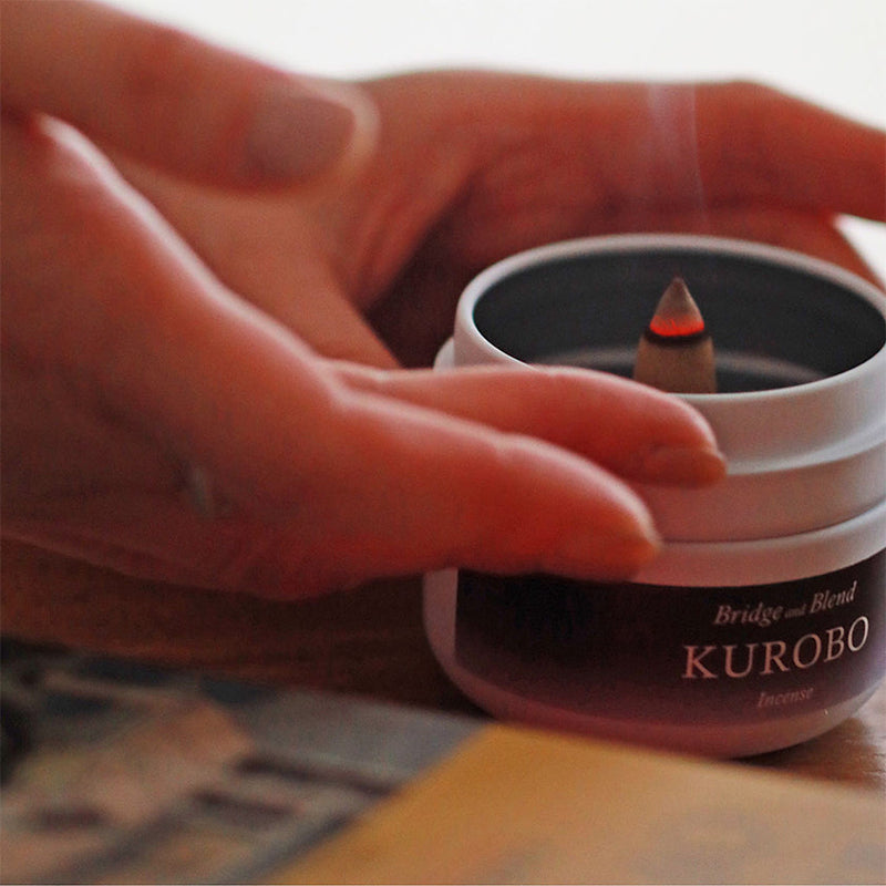 [INCENSE] KUROBO MOMENT (FULL SIZE) | FRAGRANCE FORMULATION | BRIDGE AND BLEND