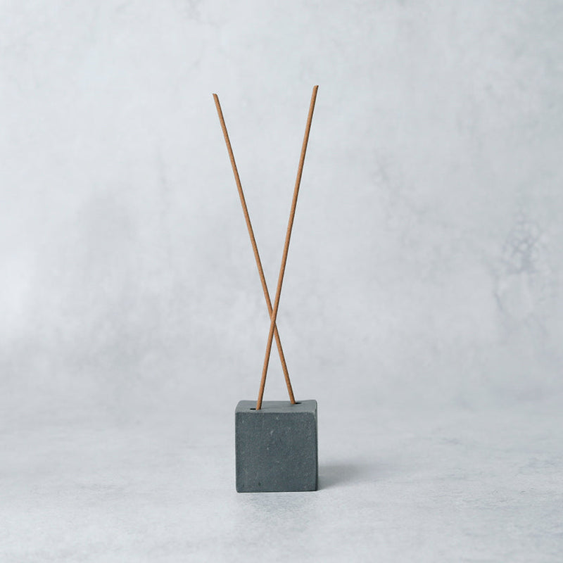 [INCENSE] 14 KINDS X 0.03 LBS(15G) / WITH INCENSE HOLDER Le Mariage coffret | SENKO| AWAJI ENCENS