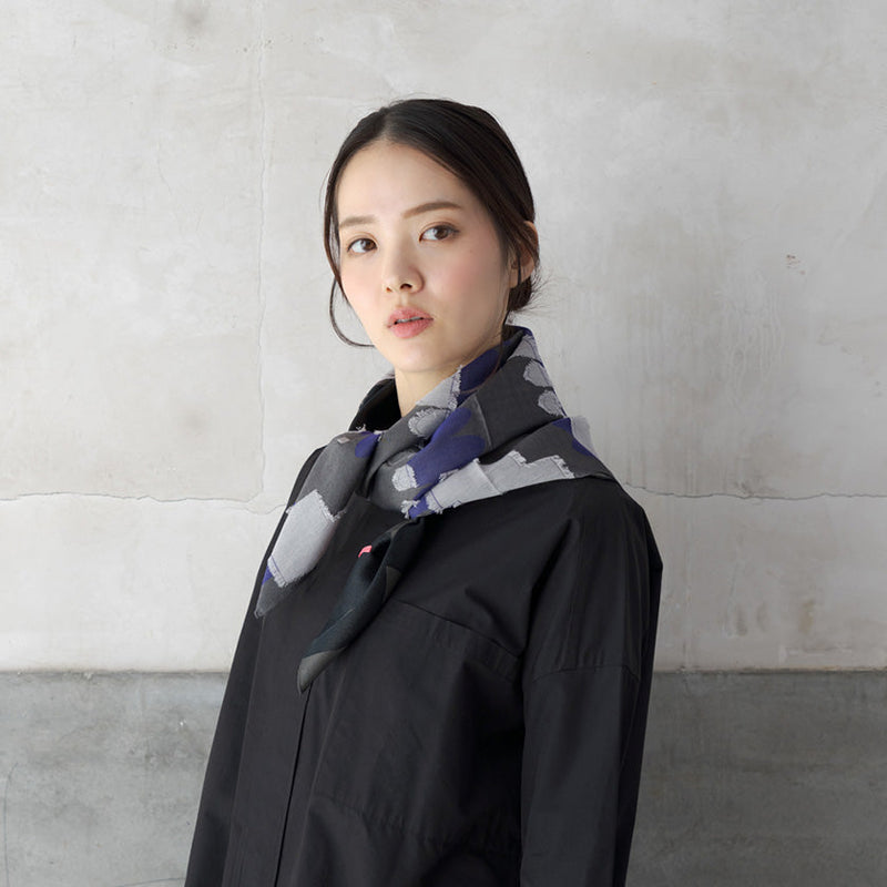 [SCARF] BANSHU-ORI JACQUARD CUPRO  SCARF (GRAY) | BANSHU-ORI | POLS