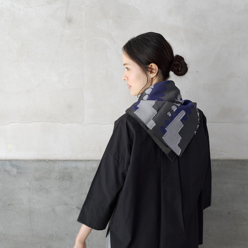 [SCARF] BANSHU-ORI JACQUARD CUPRO  SCARF (GRAY) | BANSHU-ORI | POLS