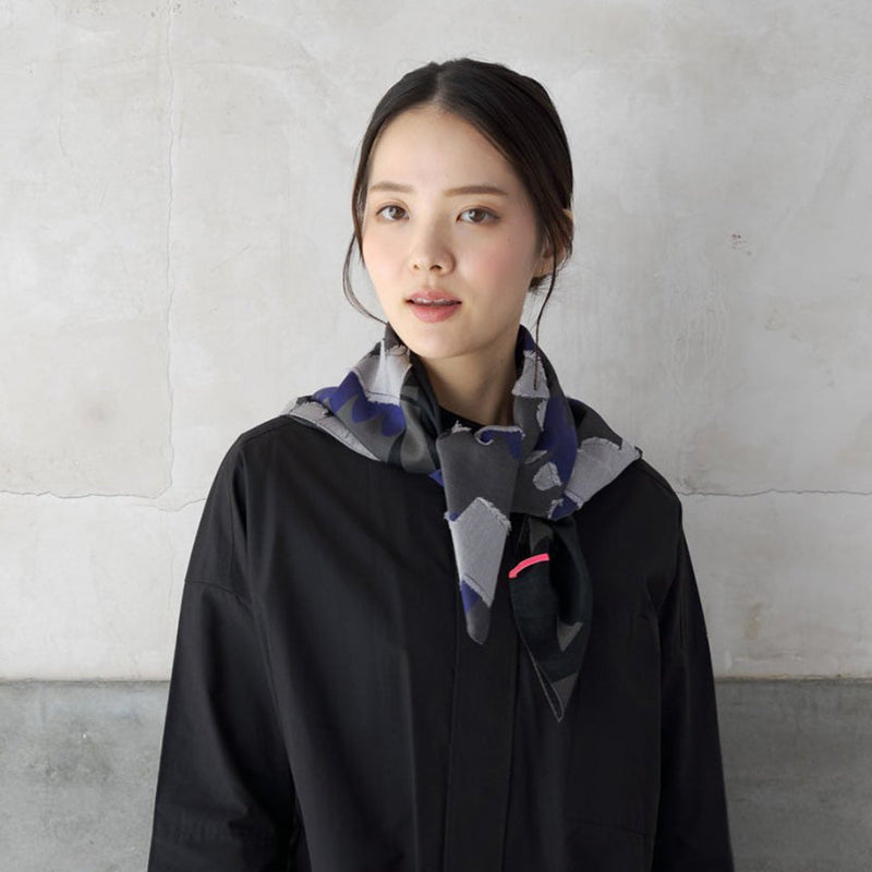 [SCARF] BANSHU-ORI JACQUARD CUPRO  SCARF (GRAY) | BANSHU-ORI | POLS