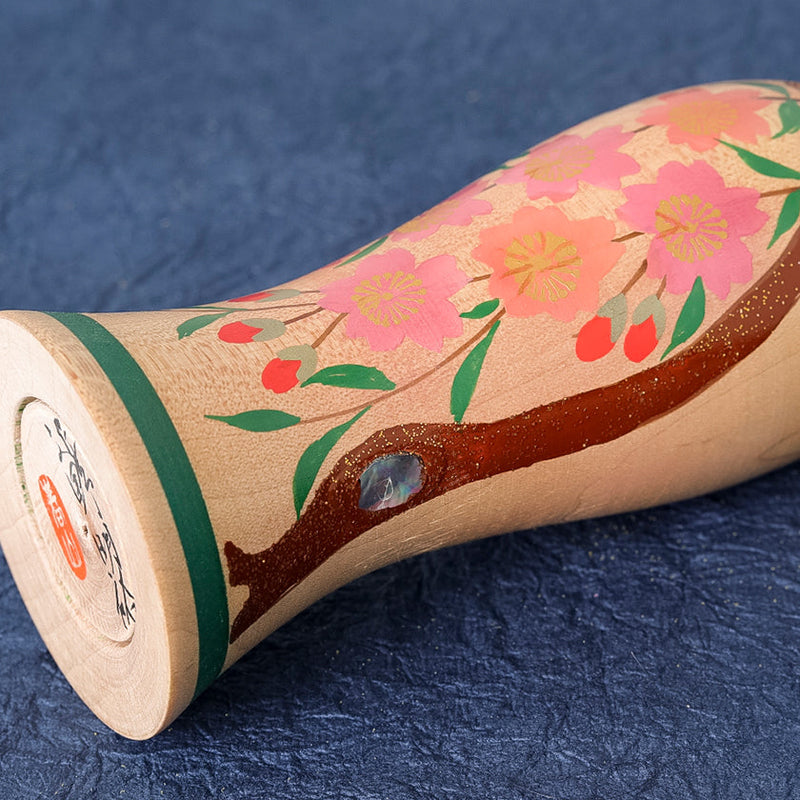 [DOLL] MAKIE KOKESHI (Wooden Dolls) CHERRY BLOSSOM PATTERN | TSUCHIYU DENTO KOKESHI (Wooden Dolls) | AKIHIRO KONNO