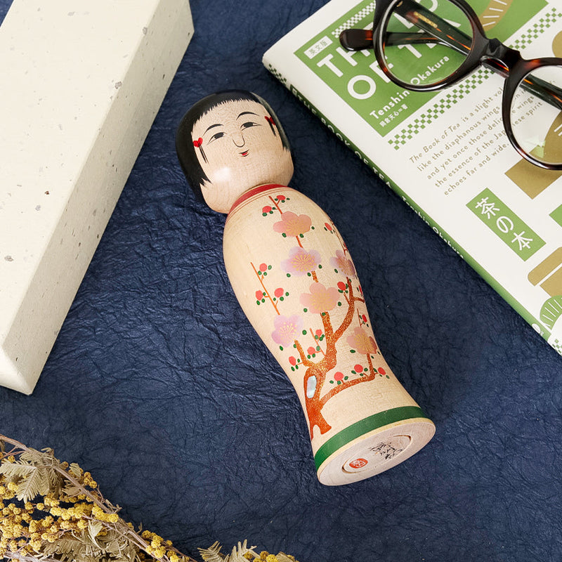 [DOLL] MAKIE KOKESHI (Wooden Dolls) PLUM PATTERN | TSUCHIYU DENTO KOKESHI (Wooden Dolls) | AKIHIRO KONNO