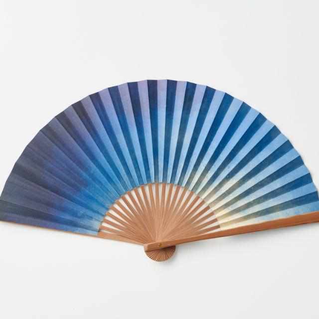 [HAND FAN] FRAGRANT FAN UTSUSHI INCENSE MOON KAGE X SANDALWOOD INCENSE | KYOTO FOLDING FANS | OHNISHI TSUNE SHOTEN