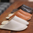 [SLIPPERS] WAXEDLEATHER (CAMEL) | LEATHER PROCESSING