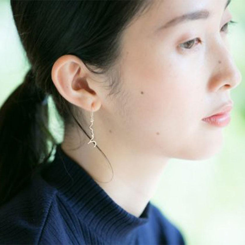 [穿孔耳環] Kokoro（心）一隻耳朵，銀（925）| Saori Kunihiro |金屬鑄造