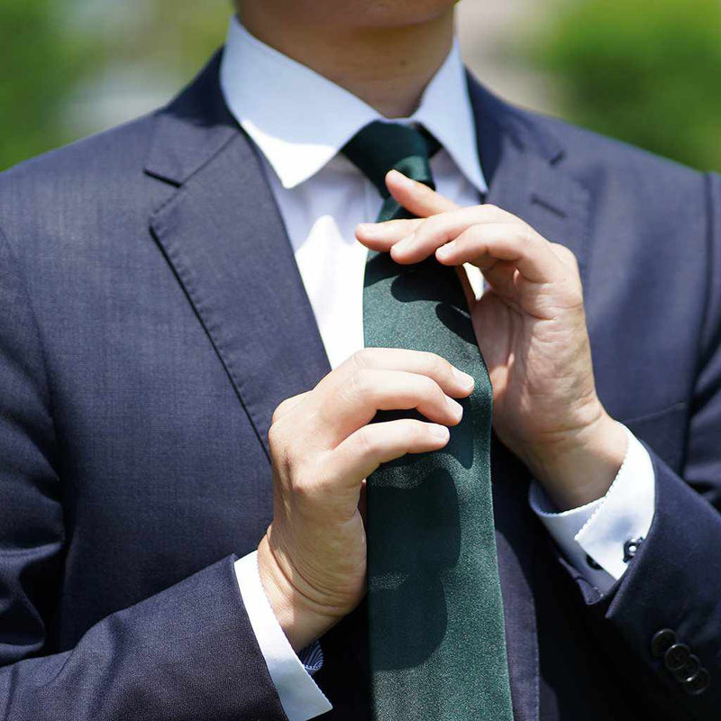 [TIE] DARK GREEN MIYAVI 33 MOMME SILK SATIN | GUNNAI TEXTILES| FUJI SAKURA