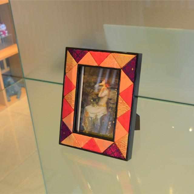 [圖片訊框] 木雕攝影畫框（橘色與粉紅） | 江道美術娃娃