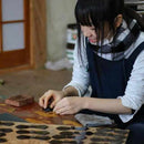 [TIE] LACQUER BOW TIE (SANDALWOOD) | CONCERTO | TAKAOKA LACQUERWARE