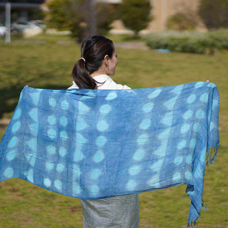 [SCARF] HAND-DYED STALL WITH NATURAL INDIGO (SQUEEZE) | INDIGO DYEING| INDIGO KESENNUMA