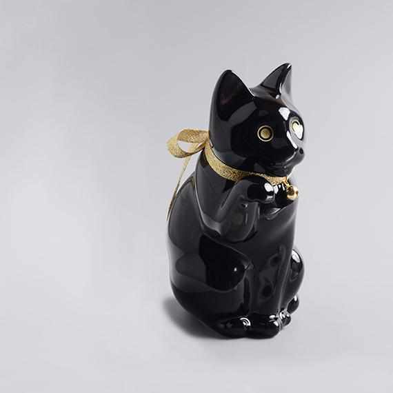 [BECKONING (LUCKY) CAT] MANEKINEKO BANK FIRST MODEL BLACK (M) | KATA KOTO | HIZEN YOSHIDA WARES