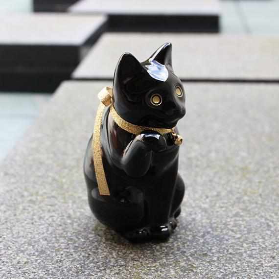 [BECKONING (LUCKY) CAT] MANEKINEKO BANK FIRST MODEL BLACK (M) | KATA KOTO | HIZEN YOSHIDA WARES