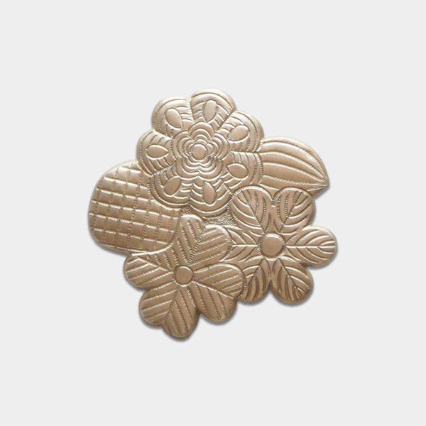 [ACCESSORY] LACE CARVED BROOCH SILVER | OWARI BUTSUGU