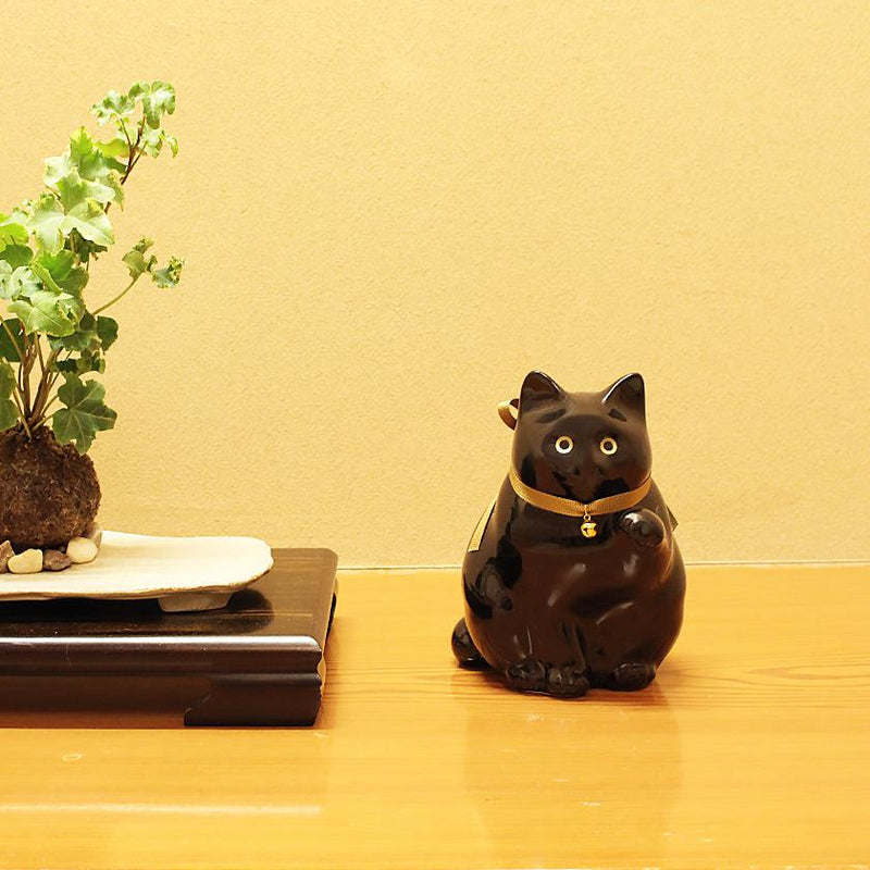 [BECKONING (LUCKY) CAT] MANEKINEKO BANK SECOND MODEL BLACK | KATA KOTO | HIZEN YOSHIDA WARES