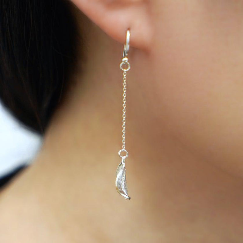 [PIERCED EARRINGS] SAKURA (CHERRY BLOSSAM DROP) S | CHECOS | SILVER WIRE WORK