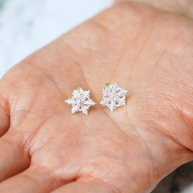 [PIERCED EARRINGS] SNOWFLAKE | CHECOS | SILVER WORK