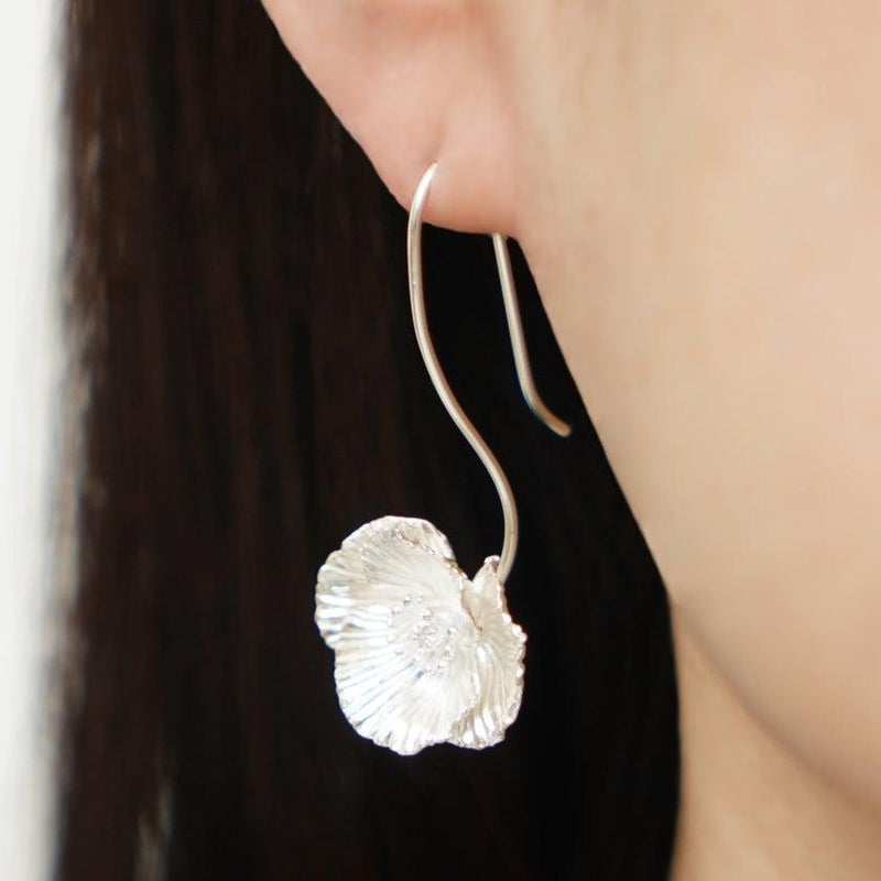 [PIERCED EARRINGS] SHIRLEY POPPY L | CHECOS | SILVER WORK