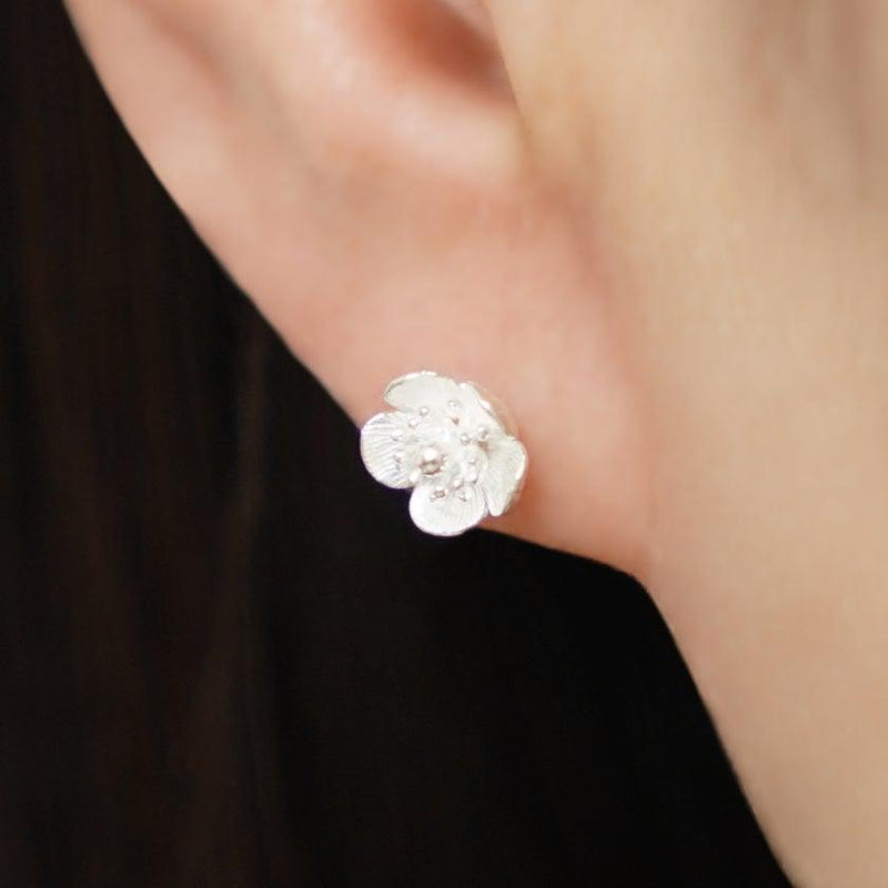 [PIERCED EARRINGS] JAPANESE APRICOT | CHECOS | SILVER WORK