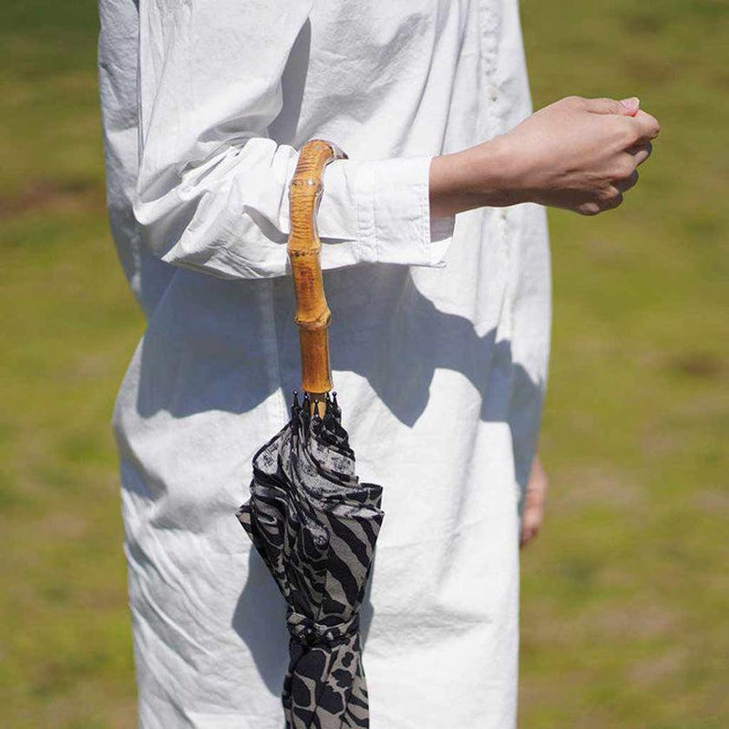 [雨傘]陽傘斑馬黑灰色（編織木材）|手印