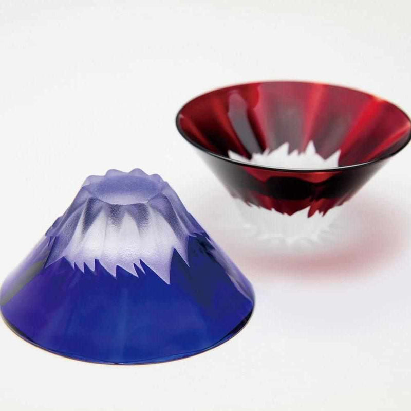 [GLASS] ENGRAVED GLASS BLUE RED FUJI CELEBRATION CUP (PAIR) IN A WOODEN BOX | EDO GLASS