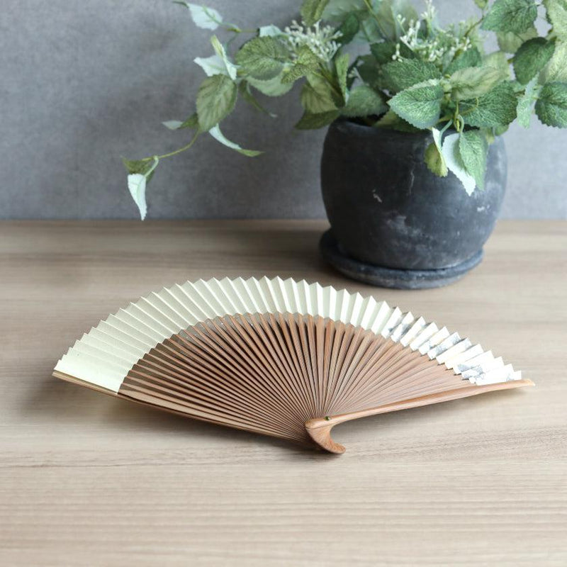 [HAND FAN] HAKUSAI BEIGE (SHORT FABRIC) 6.5 SUN | KYOTO FOLDING FANS| YASUTO YONEHARA