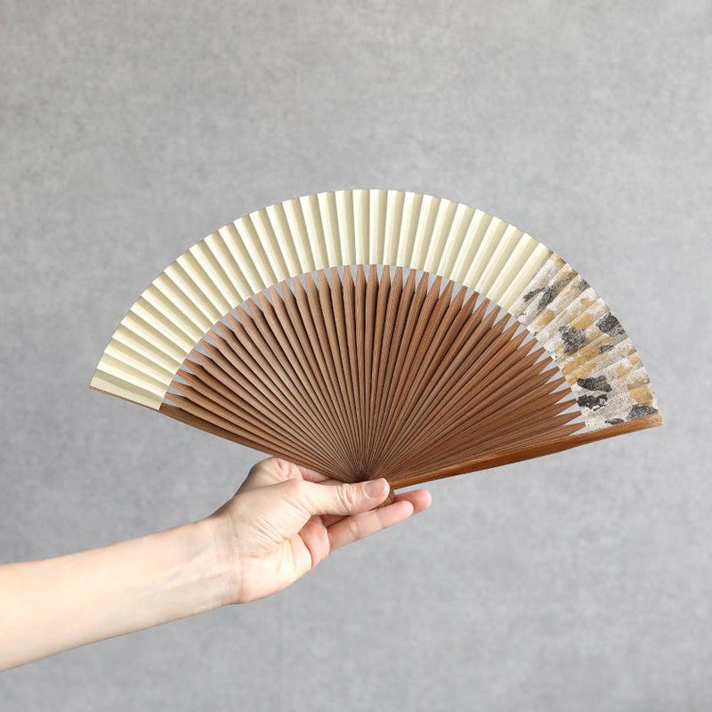 [HAND FAN] HAKUSAI BEIGE (SHORT FABRIC) 6.5 SUN | KYOTO FOLDING FANS| YASUTO YONEHARA
