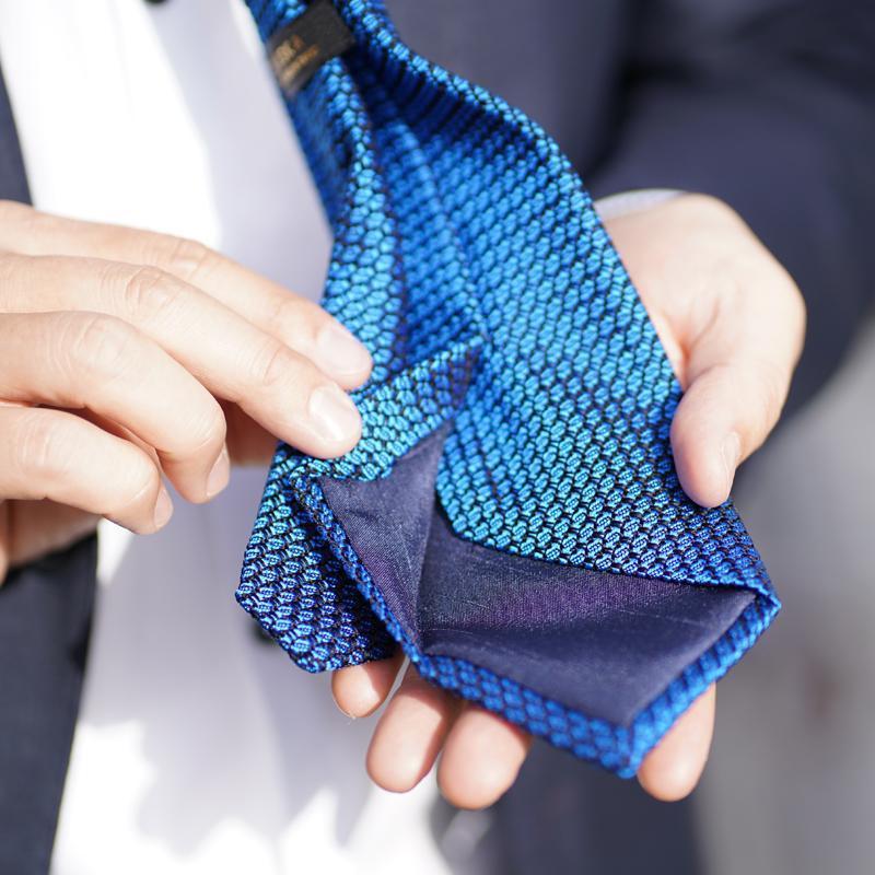 [內蒂]庫斯卡加爾扎領帶 （探戈藍） |手工編織