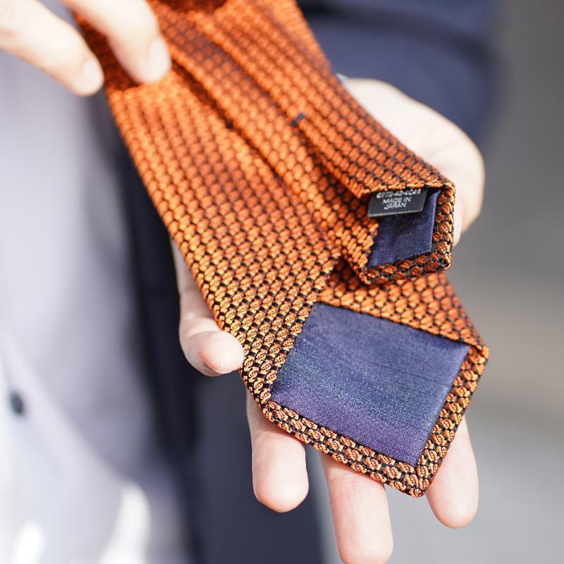 [內蒂]庫斯卡加爾扎領帶（橙色）|手工編織