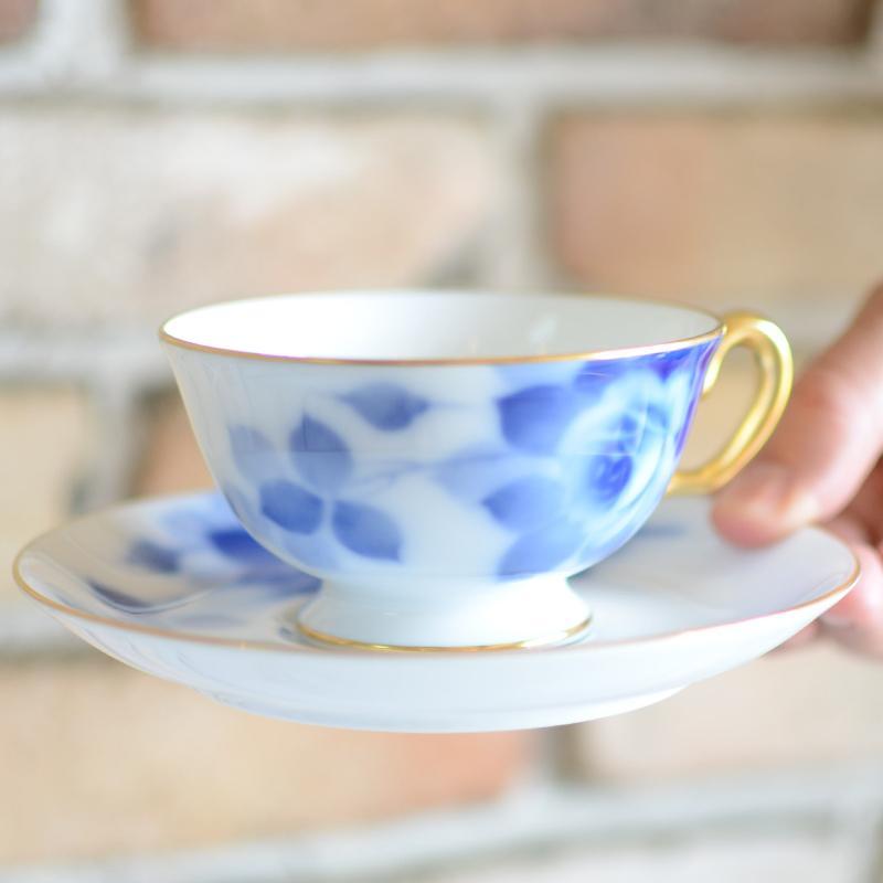 [MUG (CUP)] OKURA ART CHINA BLUE ROSE CUP & SAUCER | CERAMICS