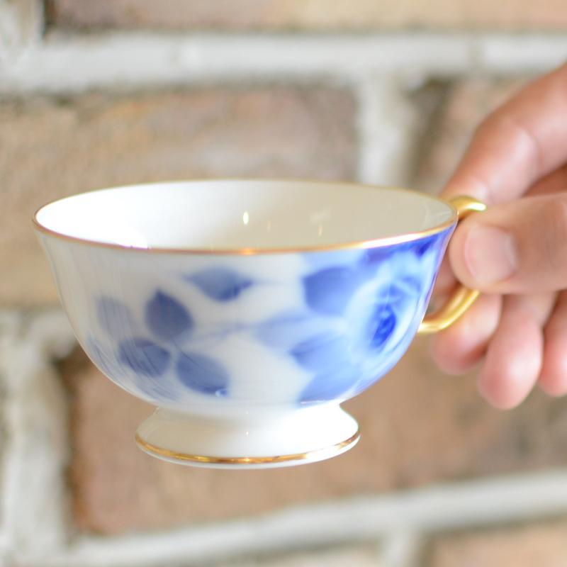 [MUG (CUP)] OKURA ART CHINA BLUE ROSE CUP & SAUCER | CERAMICS