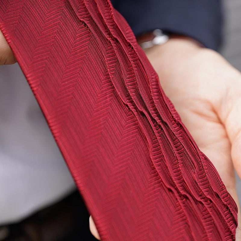 [PLEATS TIE] HERRINGBONE RED | NEKADO | NISHIJIN ORI (TEXTILES)