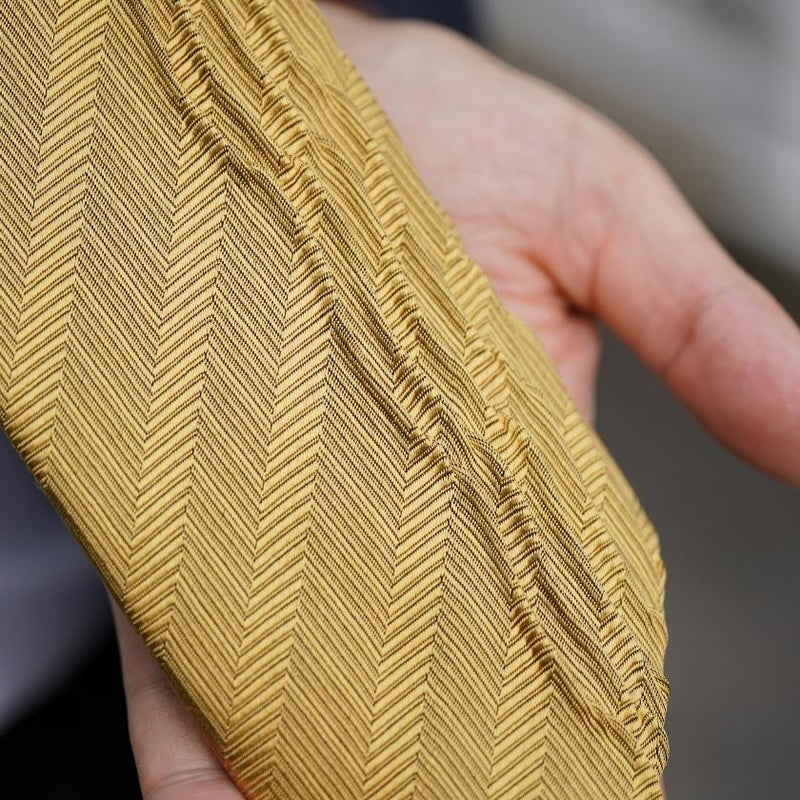 [PLEATS TIE] HERRINGBONE YELLOW | NEKADO | NISHIJIN ORI (TEXTILES)